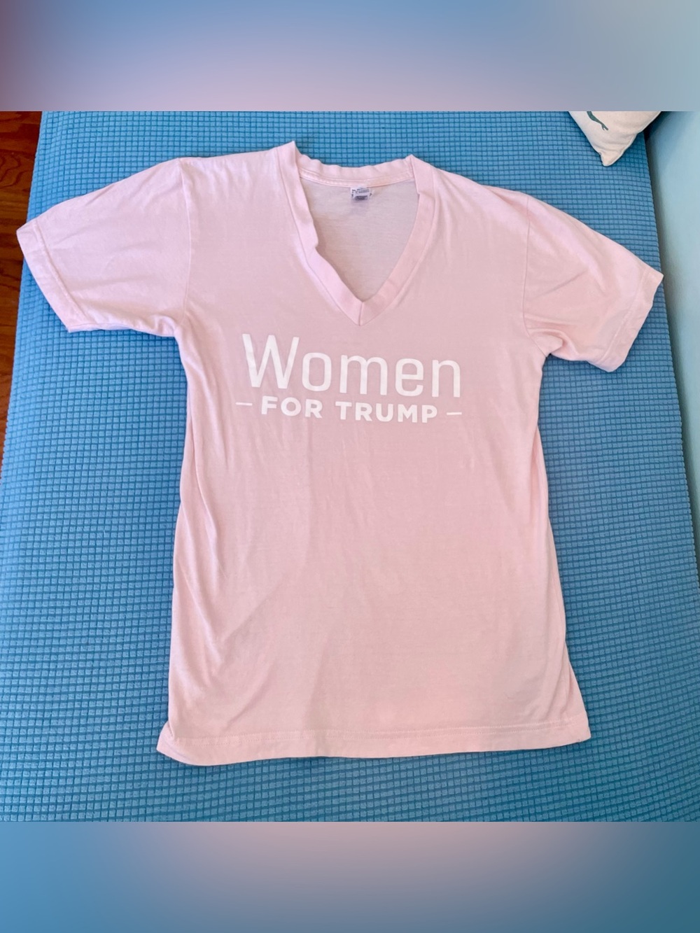 Women for Trump Light Pink V-Neck T-Shirt – American Apparel – XS – Made in USA